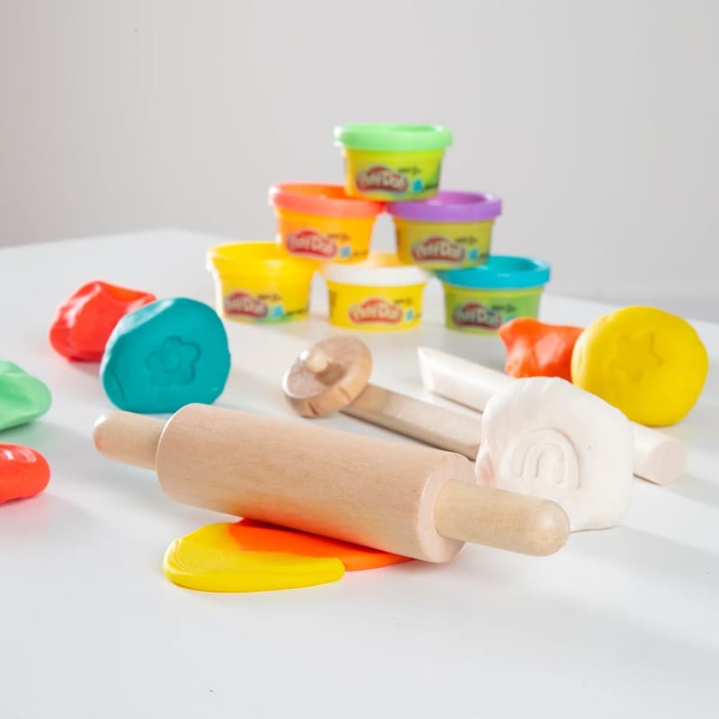 Play-Doh Play Set Wooden Tools Modelling Tins & Apron thumbnail 4
