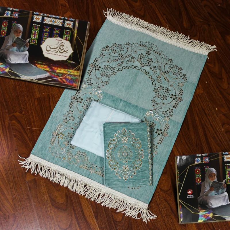Sundus Majmoua Prayer Set - Multicolor thumbnail 2